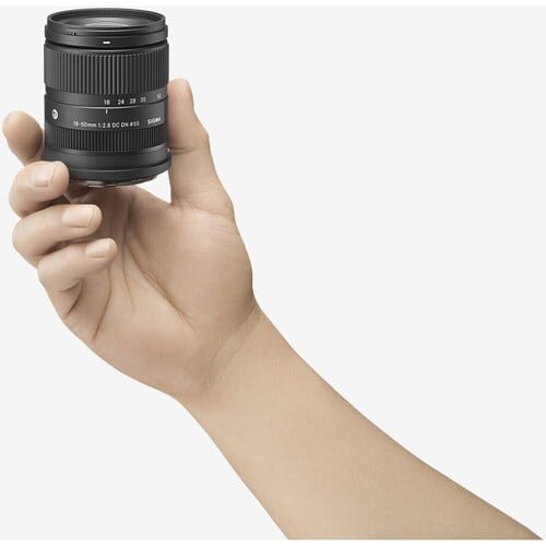 Sigma Lens 18-50mm F/2.8 DC DN Contemporary for Fujifilm X Mount Black (Cashback 50€)