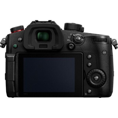 Panasonic Lumix GH5 II + Panasonic 12-60mm F3.5-5.6 Asph Power 0.I.S