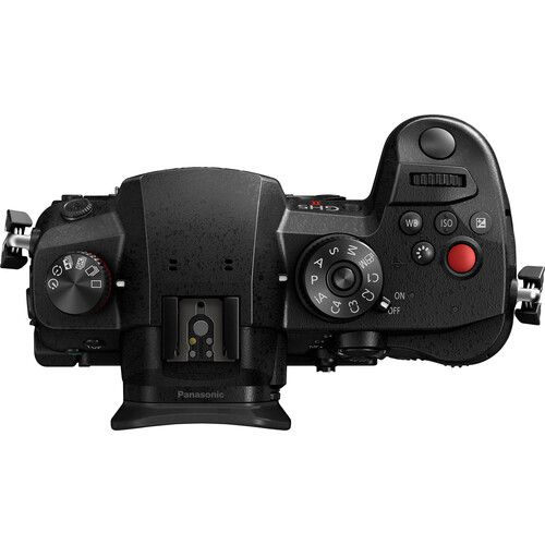 Panasonic Lumix GH5 II + Panasonic 12-60mm F3.5-5.6 Asph Power 0.I.S